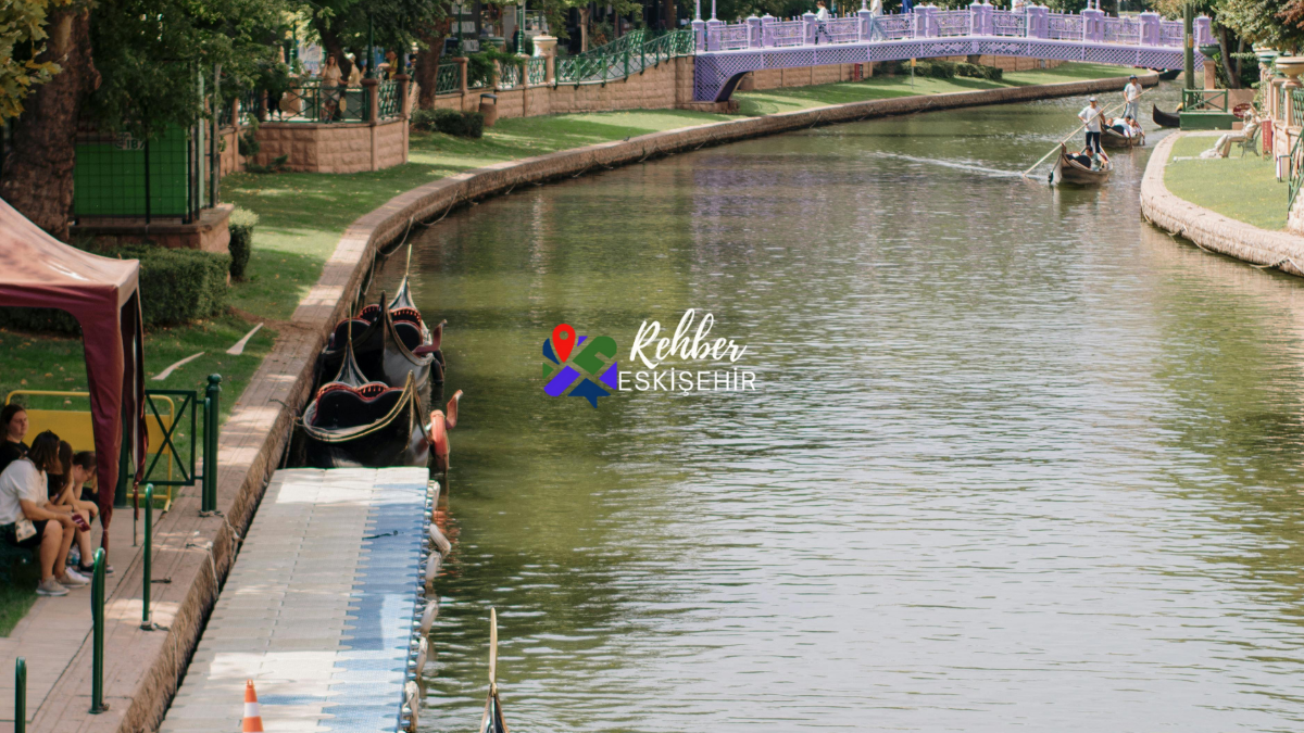 Eskişehir'in Zamanla Dans Eden Köşeleri: Şehrin Unutulmuş Mekanlarında Sanatsal Bir Keşif