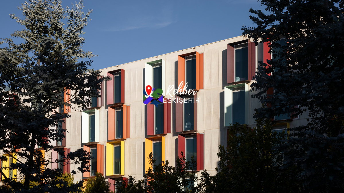 Eskişehir'in Fısıldayan Belleği: Maniler, Deyişler ve Atışmalarla Geçmişten Bugüne Bir Söz Sanatı Yolculuğu