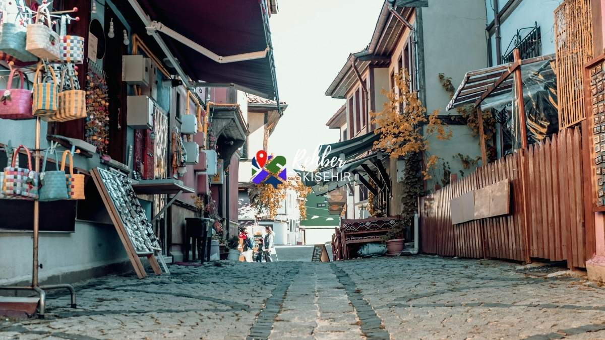 Eskişehir'de Dijital Göçebe Rüyası: Çalışma ve Yaşam Dengesi Sunan Konaklama Rehberi